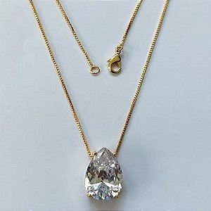 GARGANTILHA FOLHEADA A OURO - BANHADO COM 5 MILÉSIMOS + VERNIZ DIAMOND - CORRENTE VENEZIANA 45CM E PINGENTE EM ZIRCÔNIA CRISTAL 12X17MM (OURO683)OUGG000191