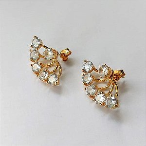 BRINCO FOLHEADO A OURO - BANHADO COM 5 MILÉSIMOS + VERNIZ DIAMOND - BRINCO DE PINO COM ZIRCÔNIAS 24MM - (OURO863) OUBR000419