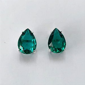 BRINCO FOLHEADA A PRATA COM 50 MILÉSIMOS + VERNIZ DIAMOND - BRINCOS DE PINO COM BASE EM ALTA FUSÃO E PEDRA EM ZIRCÔNIA GOTA 10X14MM (PRA755) PRBR001412