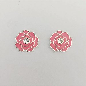 BRINCO FOLHEADO A PRATA COM 50 MILÉSIMOS + VERNIZ DIAMOND - BRINCO DE PINO FLOR ESMALTADA ROSA COM ZIRCÔNIA 15MM (PRA836) PRBR001477
