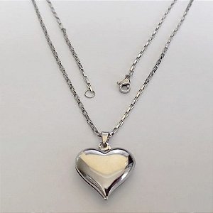GARGANTILHA EM AÇO INOXIDÁVEL - (ACO1012) GARGANTILHA COM CORRENTE 50CM E PINGENTE CORAÇÃO LISO DUPLO 18MM - COMPOSIÇÃO: AÇO INOXIDÁVEL - (AÇO2312) ACGG000497