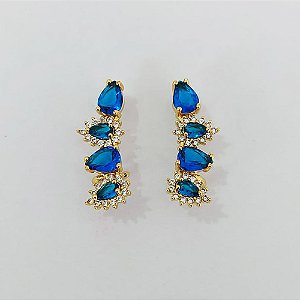 BRINCO FOLHEADO A OURO COM VERNIZ DIAMOND - BRINCO DE PINO MEIA LUA COM ZIRCÔNIAS AZUÍS 21MM - (OURO1073) OUBR000458