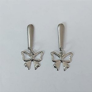 BRINCO EM AÇO INOXIDÁVEL - BRINCO DE PINO BASE LISA COM PINGENTE LAÇO 12MM - COMPOSIÇÃO: AÇO INOXIDÁVEL - (AÇO2343) ACBR000472