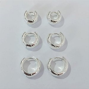 BRINCO FOLHEADO A PRATA COM 50 MILÉSIMO+ VERNIZ DIAMOND - TRIO DE BRINCOS DE ARGOLAS REDONDA LISAS 15/13/10MM LARGURA 7MM PRBR001500