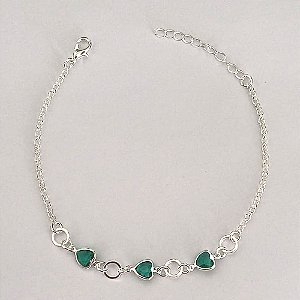 PULSEIRA FOLHEADA A PRATA COM 50 MILÉSIMOS + VERNIZ DIAMOND - PULSEIRA 17CM COM CORAÇÕES DE VIDRO VERDE + EXTENSOR E FECHO LAGOSTA - PRPS001265