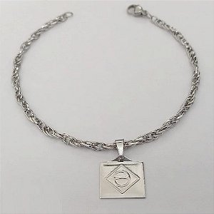 PULSEIRA EM AÇO INOXIDÁVEL - PULSEIRA CORDÃO COM PINGENTE BANDEIRA DO BRASIL - TAMANHO 18CM - LARGURA 3,3MM (AÇO26) - FECHO LAGOSTA - COMPOSIÇÃO: AÇO INOXIDÁVEL - ACPS000759