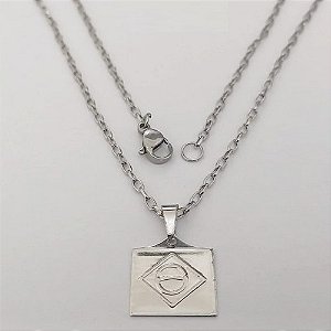 GARGANTILHA EM AÇO INOXIDÁVEL - CORRENTE CORDÃO 50CM COM PINGENTE BANDEIRA DO BRASIL - LARGURA 3,3MM (AÇO26) - FECHO LAGOSTA - COMPOSIÇÃO: AÇO INOXIDÁVEL - ACGG000562