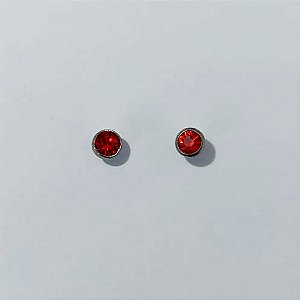 BRINCO EM AÇO INOXIDÁVEL - BRINCO AÇO INOX CRAVAÇÃO INGLESA VERMELHA 5MM - COMPOSIÇÃO: AÇO INOXIDÁVEL - AÇO3004 - ACBR000524