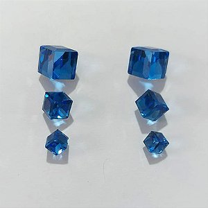 TRIO DE BRINCOS EM AÇO INOXIDÁVEL- TRIO DE BRINCOS DE PINO ZIRCÔNIAS QUADRADAS AZUÍS 8/7/6MM ACBR000563