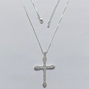 GARGANTILHA FOLHEADA A PRATA COM 50 MILÉSIMOS + VERNIZ DIAMOND - GARGANTILHA COM PINGENTE CRUCIFIXO COM ZIRCÔNIAS 44MM - (PRA1253) PRGG001550