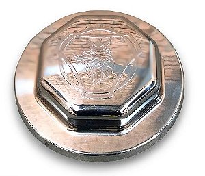 SOBRE TAMPA CUBO DIANTEIRO GRIFO ESTAMPADA (CROMADA) - SCANIA (STC1030 / 10299)