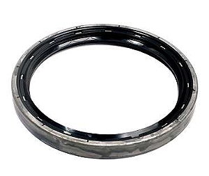RETENTOR CUBO RODA TRASEIRO - MERCEDES FREIO À ÓLEO / ATEGO (01735BG / 3459978046)