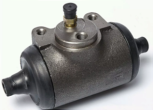 CILINDRO DE RODA TRASEIRO LADO ESQUERDO - C60 / D60 / D80 / 80 / 96 (C3330.6)
