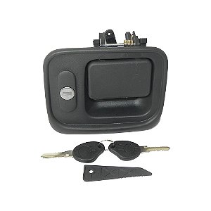 MAÇANETA EXTERNA DA PORTA LADO ESQUERDO COM CHAVE CINZA - MERCEDES 712C / 914C / 1620 / 1720 / 1938LS (6947607059 / 009819)