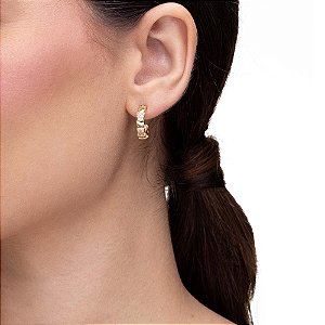 Brinco Argola Inspire Bulgari Pequena no banho de Ouro 18K