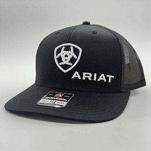 BONÉ ARIAT 02