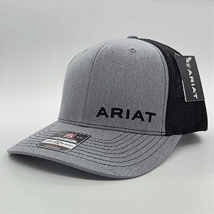 BONÉ ARIAT 012