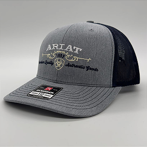 BONÉ ARIAT 18