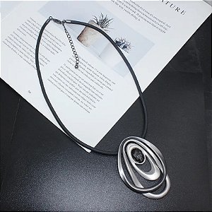 Maxi-colar preto cristal estiloso minimalista