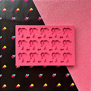 Molde 15 Charms Barbie 2,4cm x 2,7cm