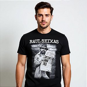 Camiseta Raul Seixas Metrô Linha 743 - Manga Curta Preta