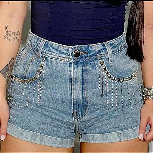 Short jeans detalhe corrente