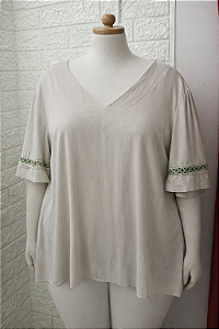 Blusa com renda