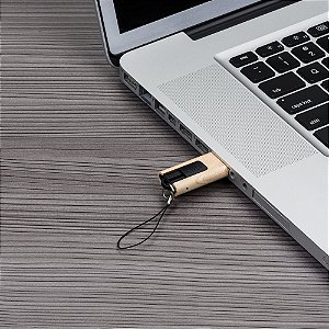 Pen Drive Retrátil Navata