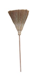 VASSOURA PALHA 3 FIOS  * Com cabo * Largura 40cm