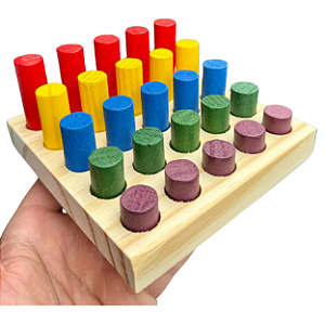 Jogo Pinos Coloridos de Encaixe  - 1 Base 25 Pinos Educativo Infantil Pedagógico Brinquedo Jogo infantil