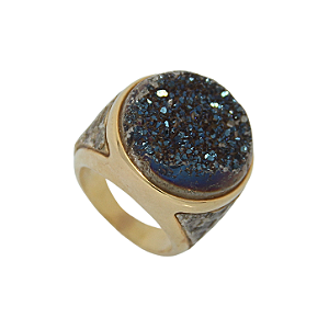 Anel com pedra natural druza e couro lateral folheado a ouro 18k