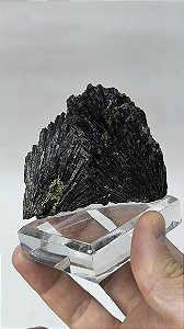 Epidoto Vassoura