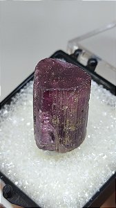 Rubelita (Turmalina Elbaíta)