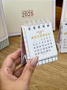 Mini Calendário De Mesa 2025 8x8cm