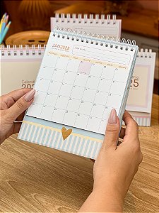 Calendário De Mesa 2025 tamanho 15x18cm