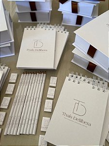 10 kits caderno A6 + caixa 12x18 Ambos Personalizados