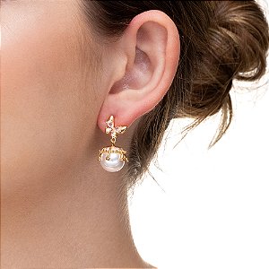 Brinco borboleta com pérola BR00033