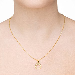 Colar Pingente Meia Lua com Zircônias folheado a ouro