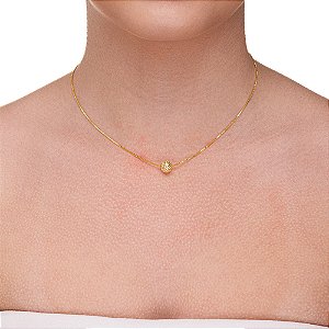 Colar com Esfera Martelada folheado a ouro