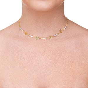 Choker florzinha com pedras candy folheado a ouro