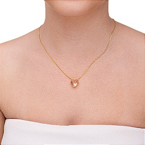 Colar de coração vidro bege na corrente veneziana folheada a ouro