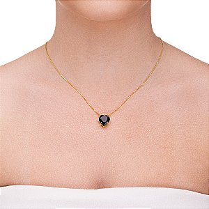 Colar de coração vidro preto na corrente veneziana folheada a ouro