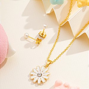 Conjunto infantil com pingente de flor branca
