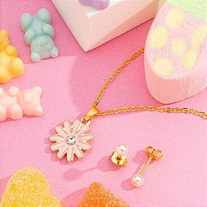 Conjunto infantil com pingente de flor rosa e brinco de pérola folheado a ouro