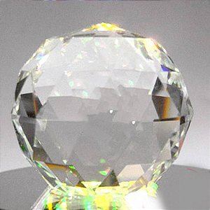 Bola de Cristal Multifacetada de Mesa - G 6cm