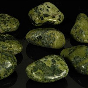 Pedra Rolada Jade Nefrita - Pacote com 250g