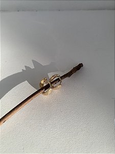 Micro argola pontilhada