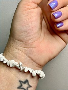 Pulseira de Howlita Cascalho - A Pedra da Paz Interior, Paciência e Cura Emocional