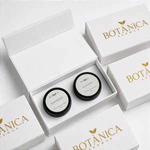 Caixa cartonada com duas velas