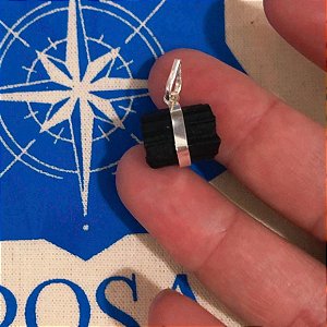 Pingente Turmalina Negra Bruta e Prata 925